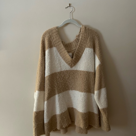 aerie Sweaters - Aerie Tan and Cream Striped V-Neck Sweater